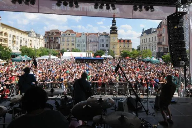 Na Festivalu v ulicích se bude tančit o život