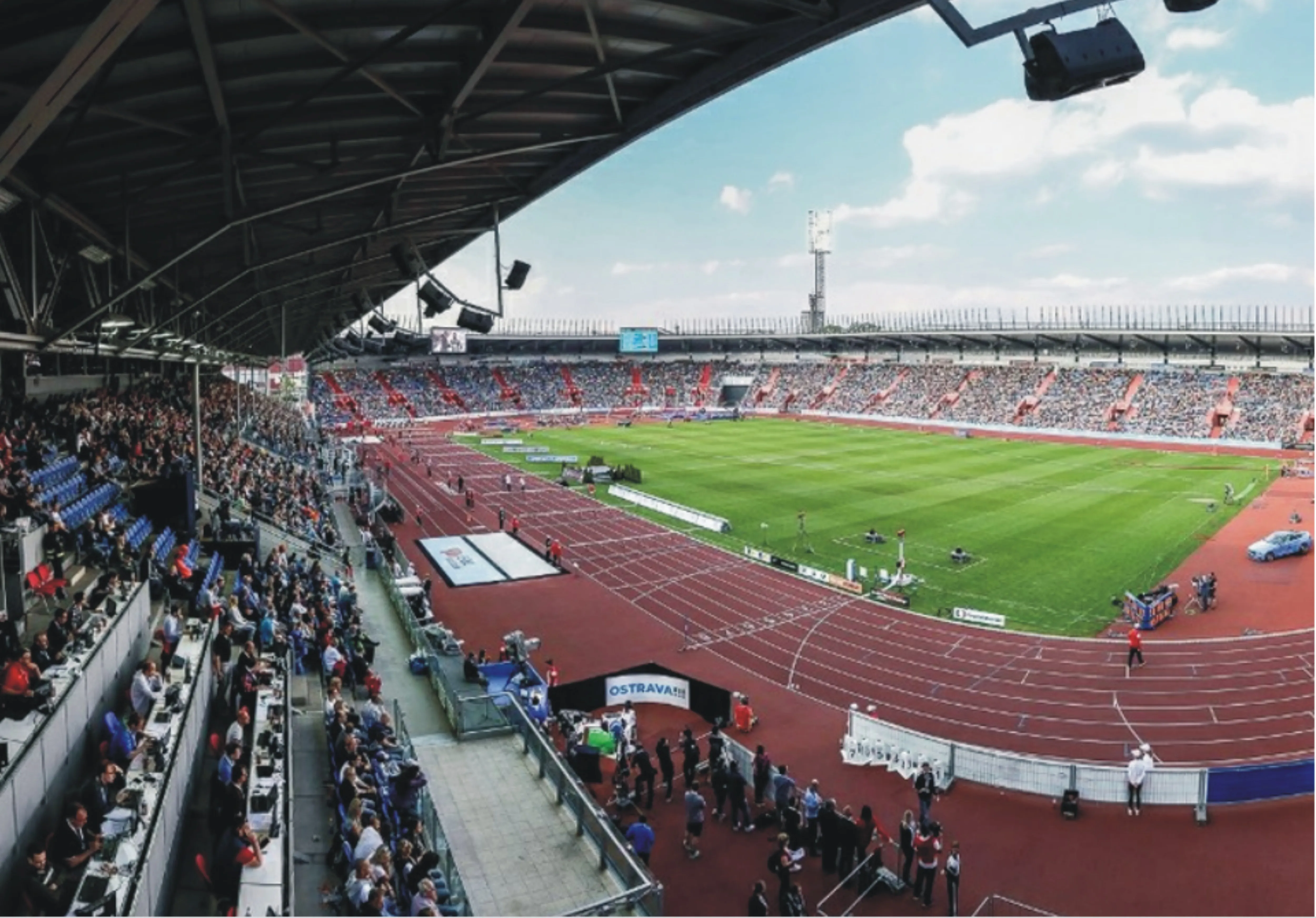 Městský stadion čeká důsledná očista a několik úprav