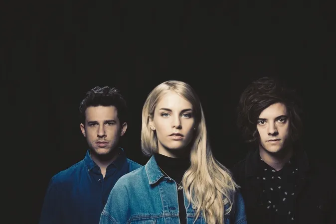 Nová jména Colours of Ostrava: zasnění London Grammar poprvé v ČR, oceňovaný skladatel Jóhann Jóhannsson i Jon Hopkins