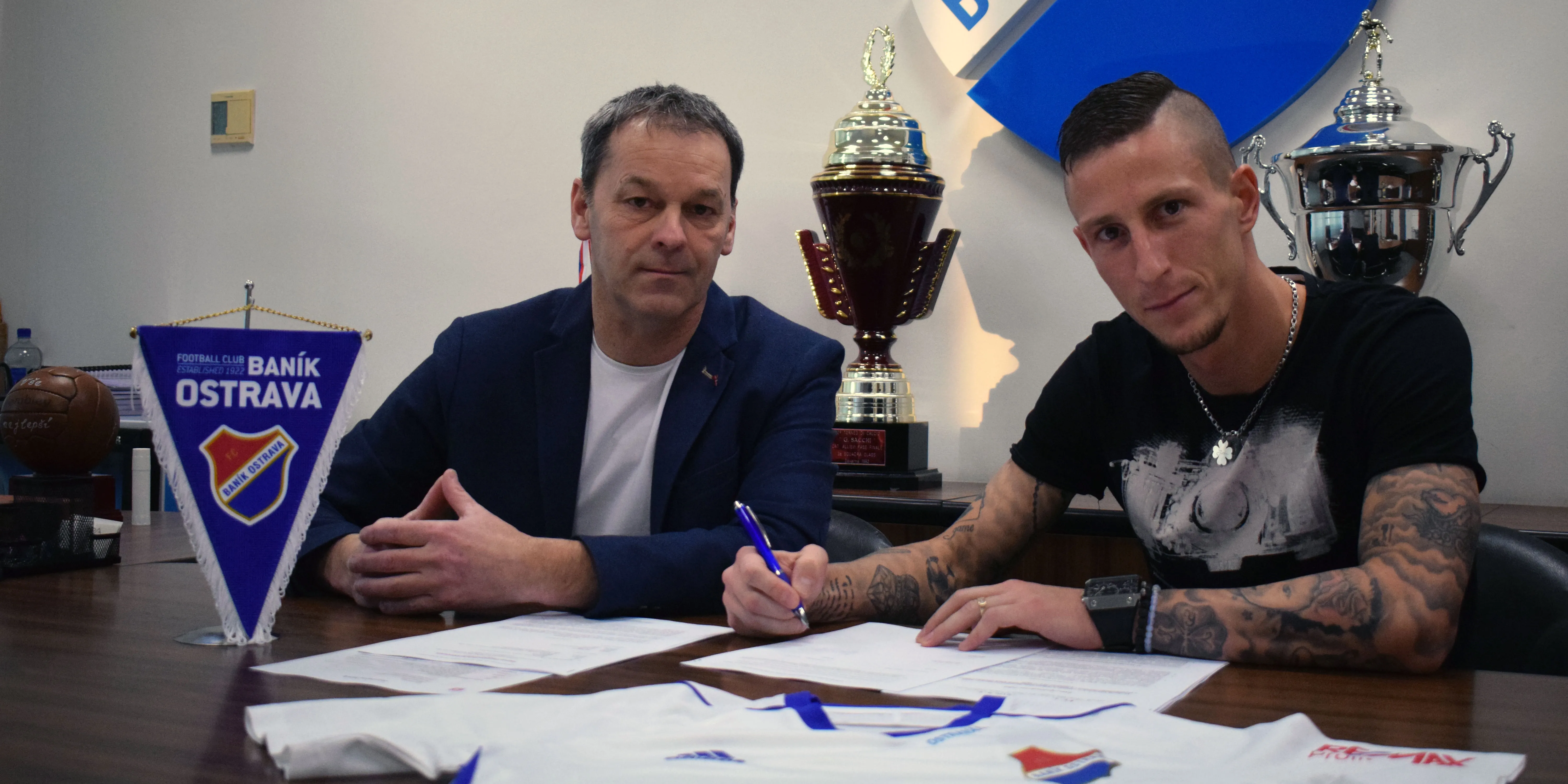 Baník dál masivně posiluje: Přichází obránce Fleišman