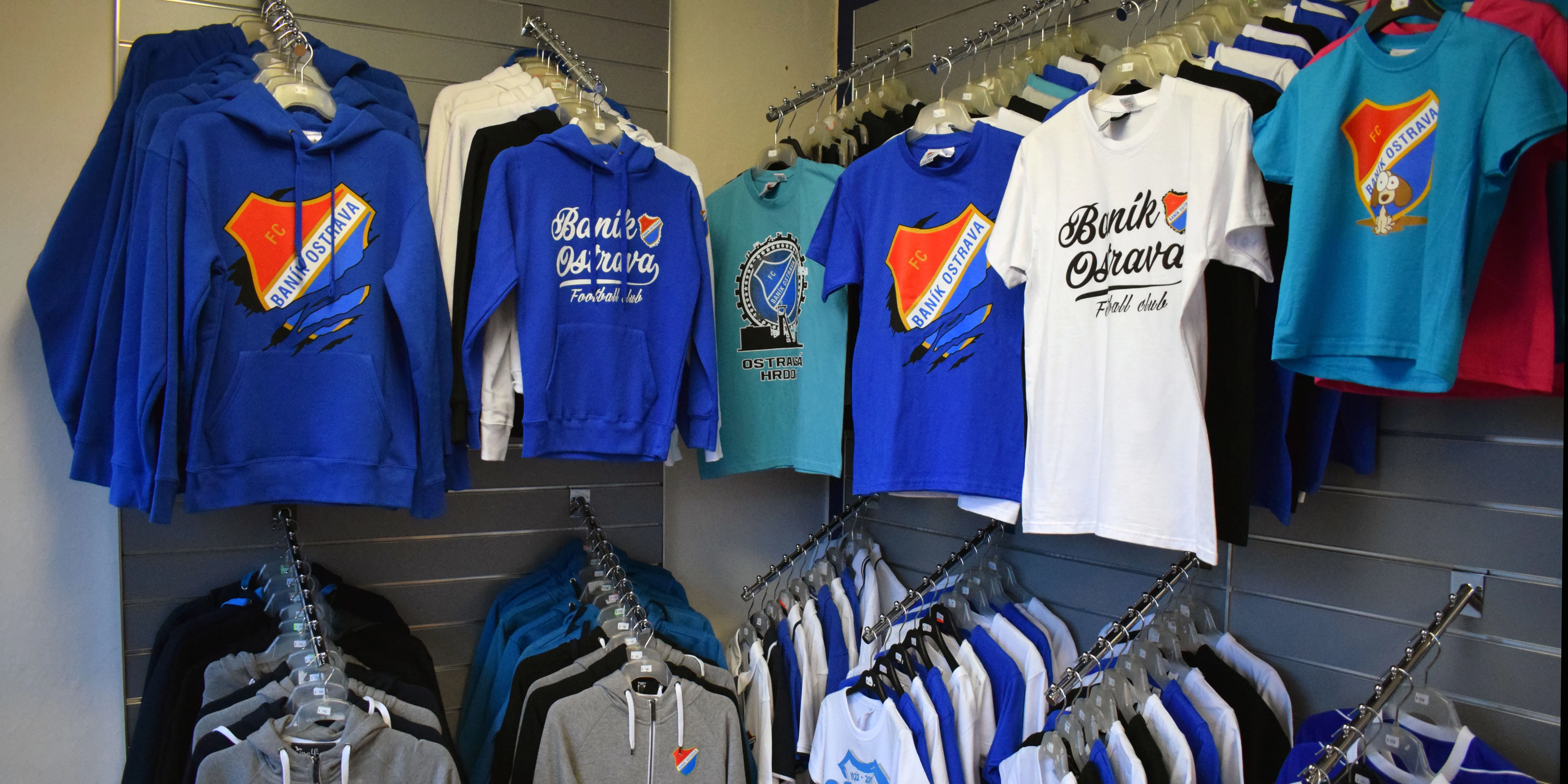 FANSHOP BANÍKU SE PŘESOUVÁ NA MĚSTSKÝ STADION