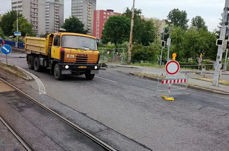 REKONSTRUKCE KŘIŽOVATKY ČESKOBRATRSKÁ A SOKOLSKÁ TŘÍDA