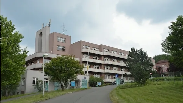Nemocniční objekt v Radvanicích dostane nový kabát