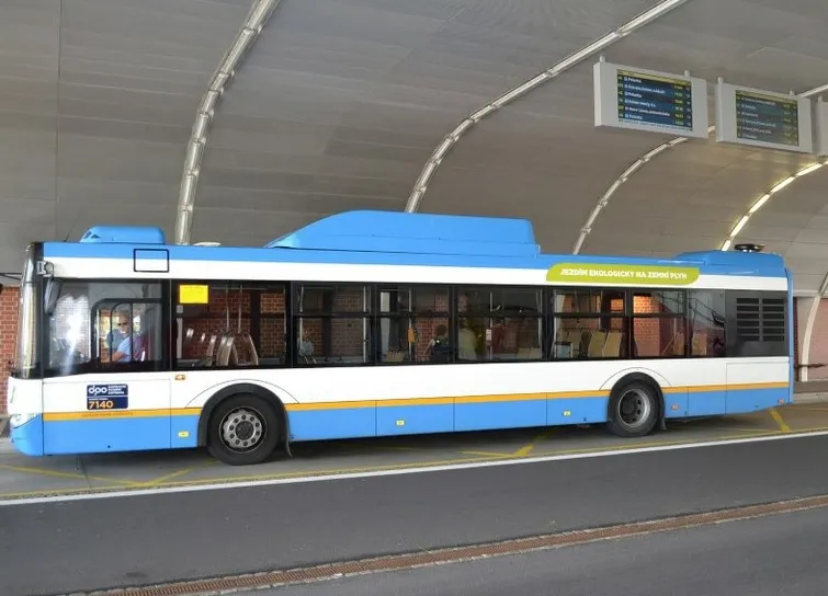 DP OSTRAVA MÁ VŠECHNY AUTOBUSY NÍZKOPODLAŽNÍ