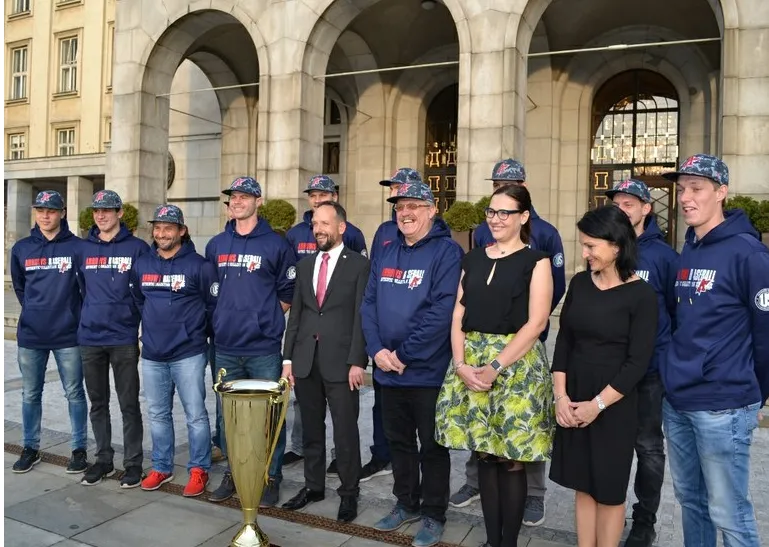 PRIMÁTOR PŘIJAL BASEBALLOVÉ ŠAMPIÓNY