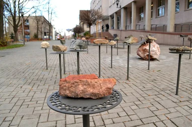 GEOLOGICKÁ STEZKA UKAZUJE HISTORII NAŠEHO REGIONU V PRŮBĚHU STOVEK MILIONŮ LET