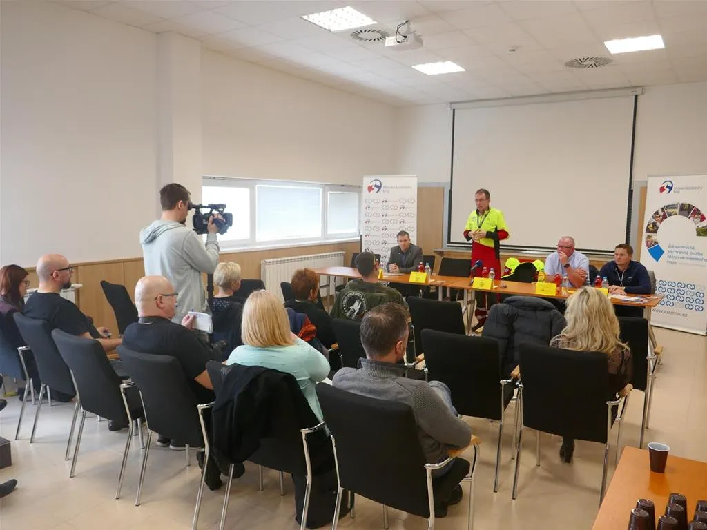 Nastupuje pomoc v civilu