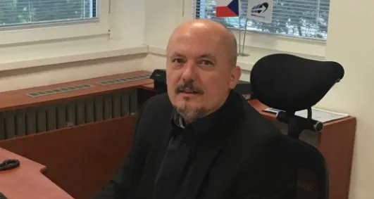 SPOLEČNOST EKOVA ELECTRIC VEDE OD KVĚTNA MIROSLAV MAREŠ