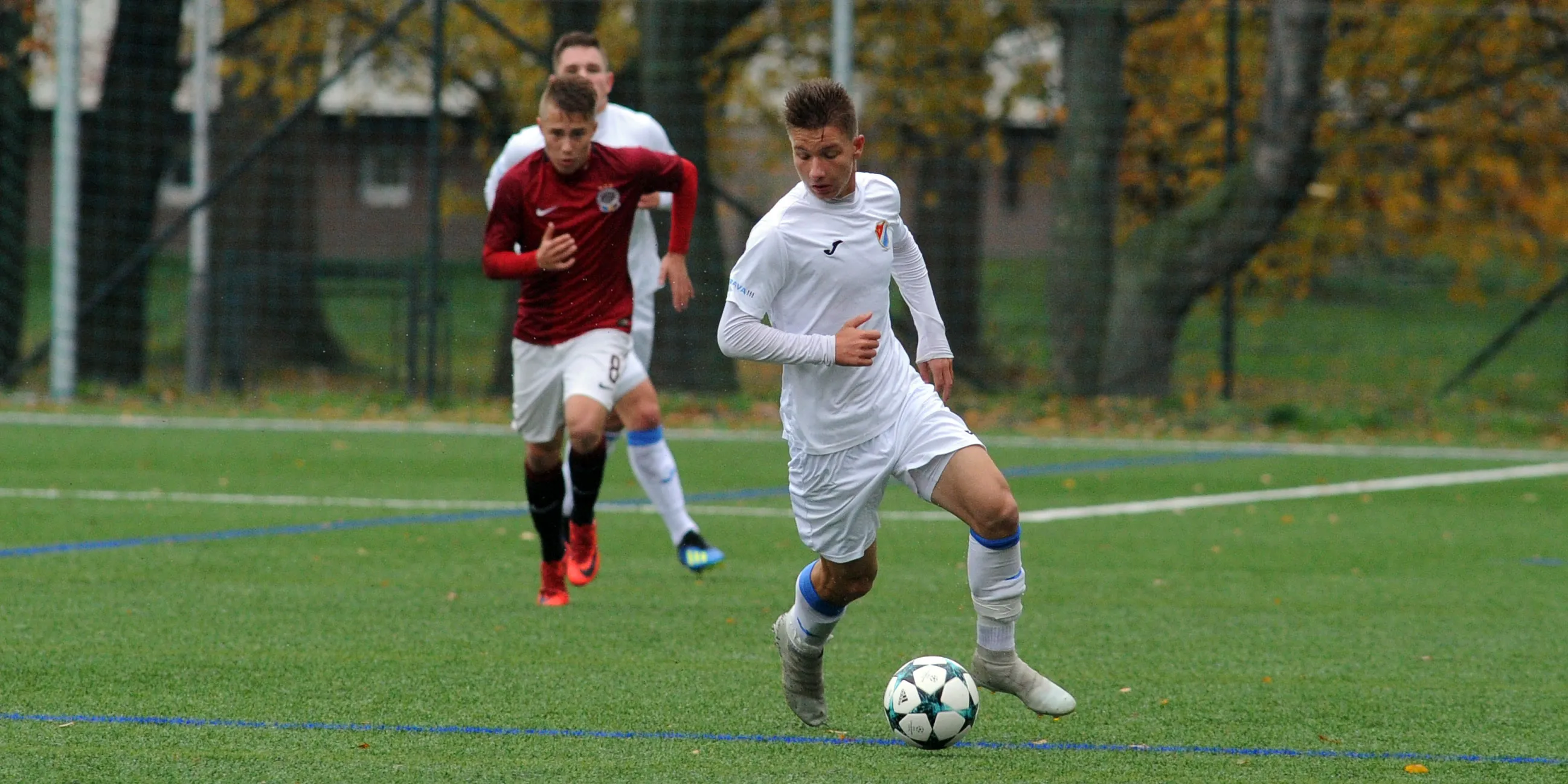 VOJTĚCH WOJATSCHKE JEDE NA ME U17!