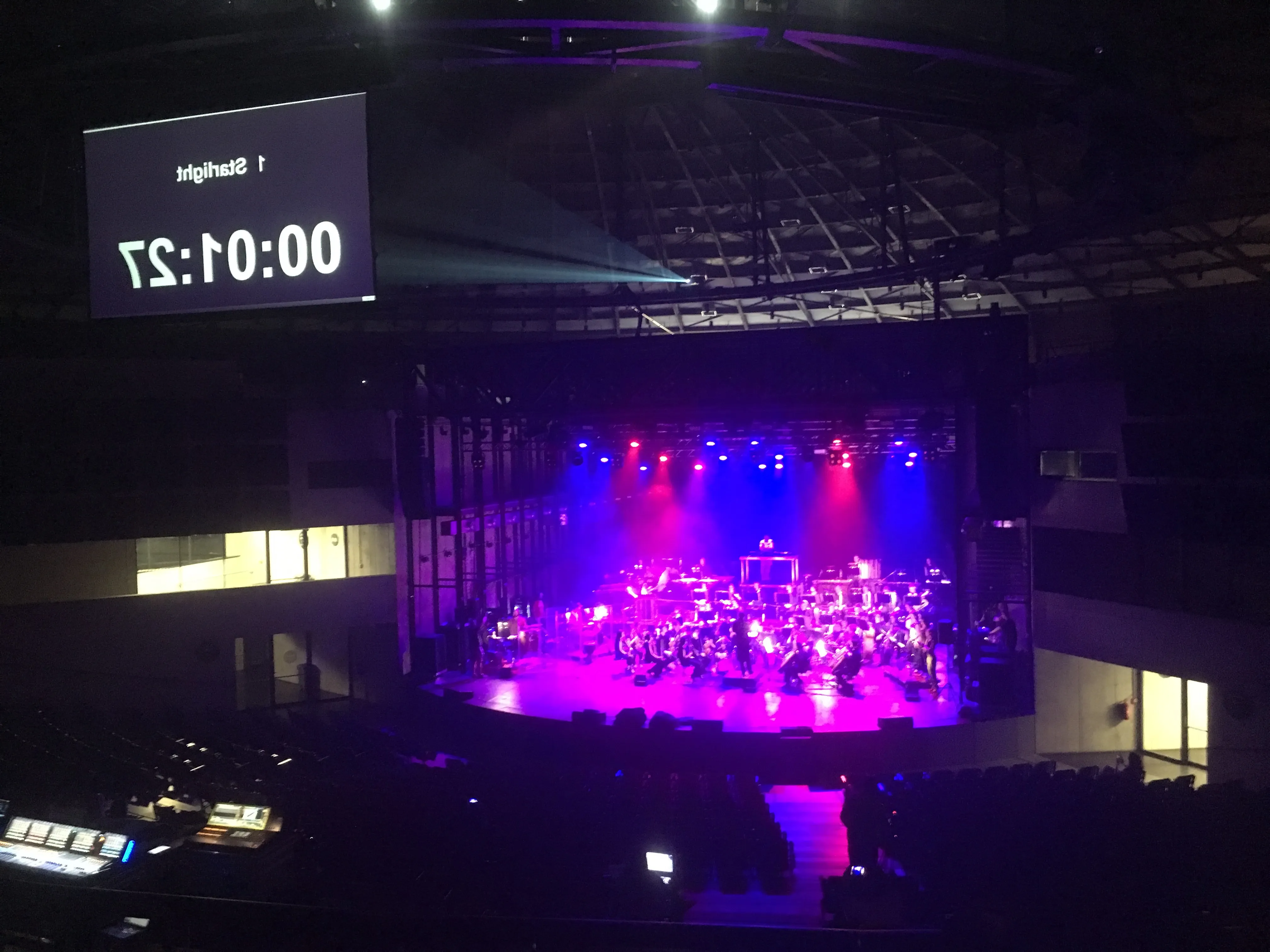 DIRIGENT VAVŘÍNEK: SYMPHONIC DANCE MUSIC TO BUDE POŘÁDNÁ DÁVKA EMOCÍ