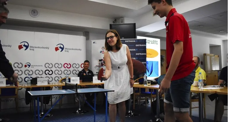 ME JUNIORŮ VE STOLNÍM TENISU SE DO OSTRAVY VRACÍ PO ŠESTI LETECH