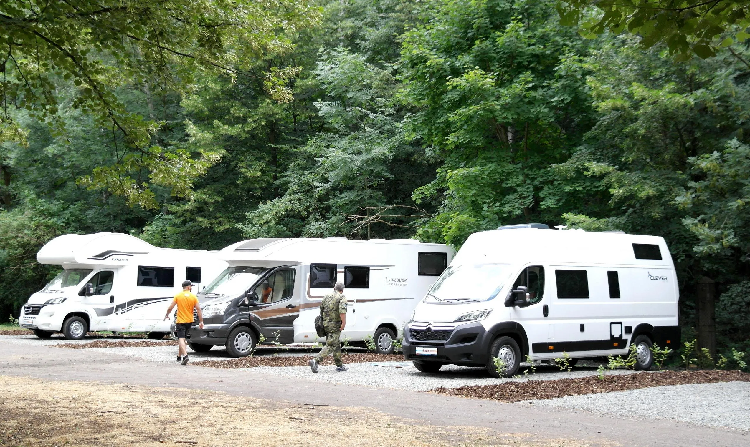 Stellplatz = karavany pod Landekem