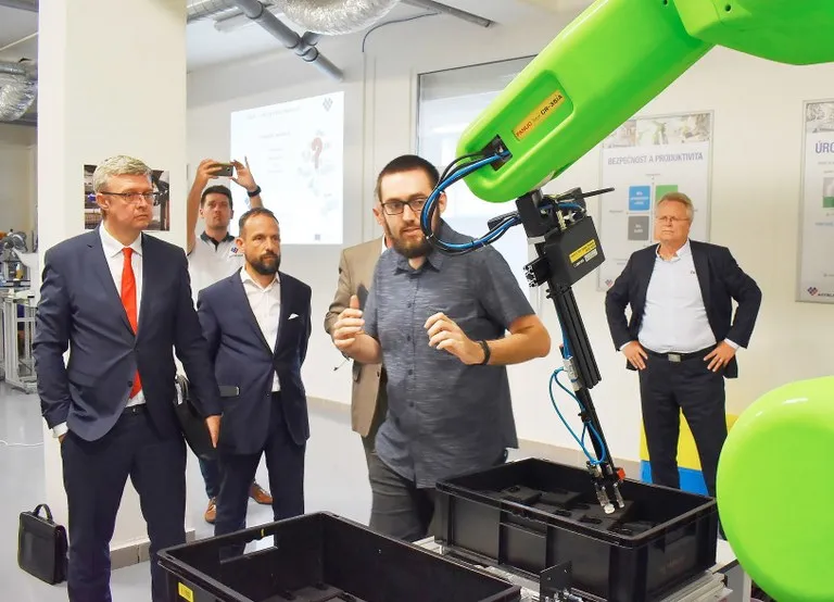 MINISTR HAVLÍČEK A PRIMÁTOR MACURA SE SHODLI, ŽE PRIORITOU JE LIKVIDACE LAGUN