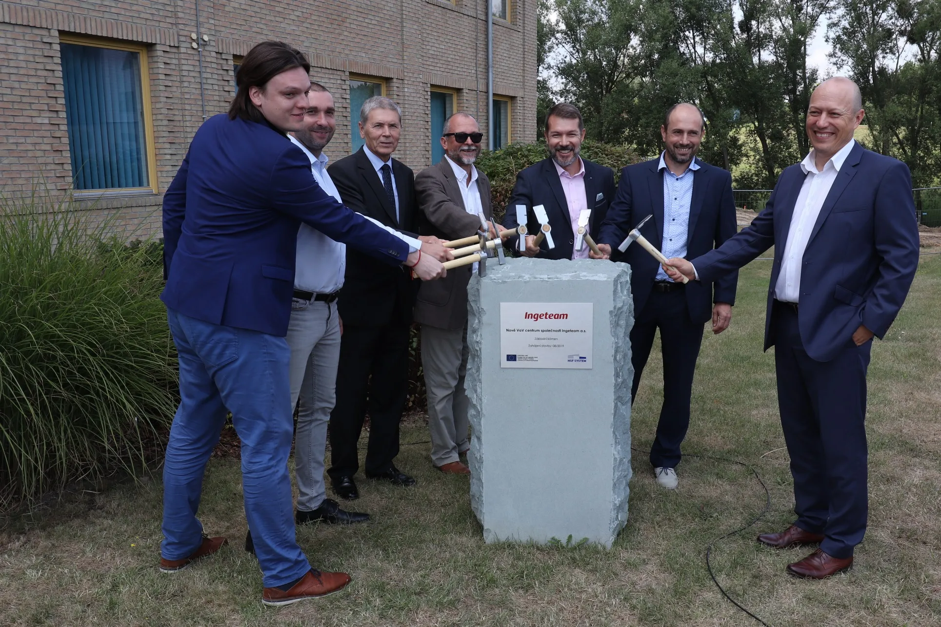 HSF System staví v Ostravě výzkumné a vývojové centrum zaměřené na průmyslovou automatizaci a robotizaci