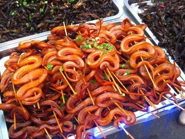 Vyměňte všední českou kuchyni za extrémní chuťový zážitek na Extrem food festivalu