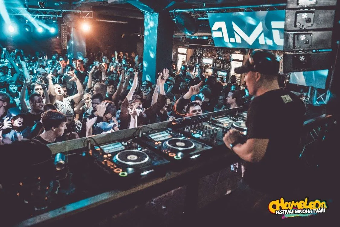 NEJVĚTŠÍ KLUBOVÁ TECHNO NÁLOŽ V OSTRAVĚ ZA POSLEDNÍCH 15 LET