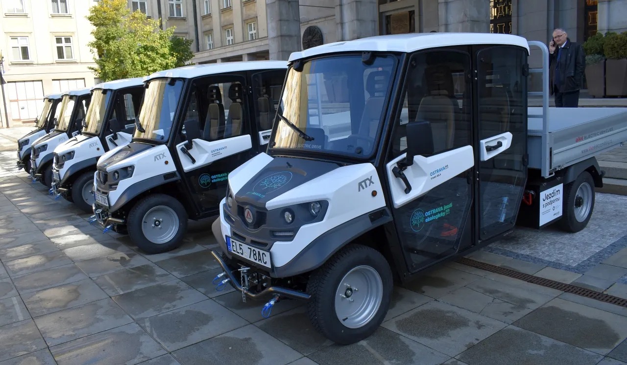 Ekologická flotila města se rozrůstá o nákladní auta na elektropohon