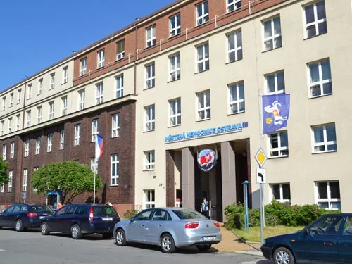 Městská nemocnice Ostrava rozdělila zdravotníky do izolovaných týmů