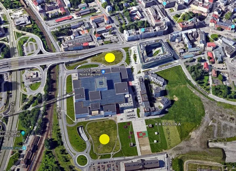 OSTRAVA PRODÁVÁ TROJZUBEC V CENTRU MĚSTA