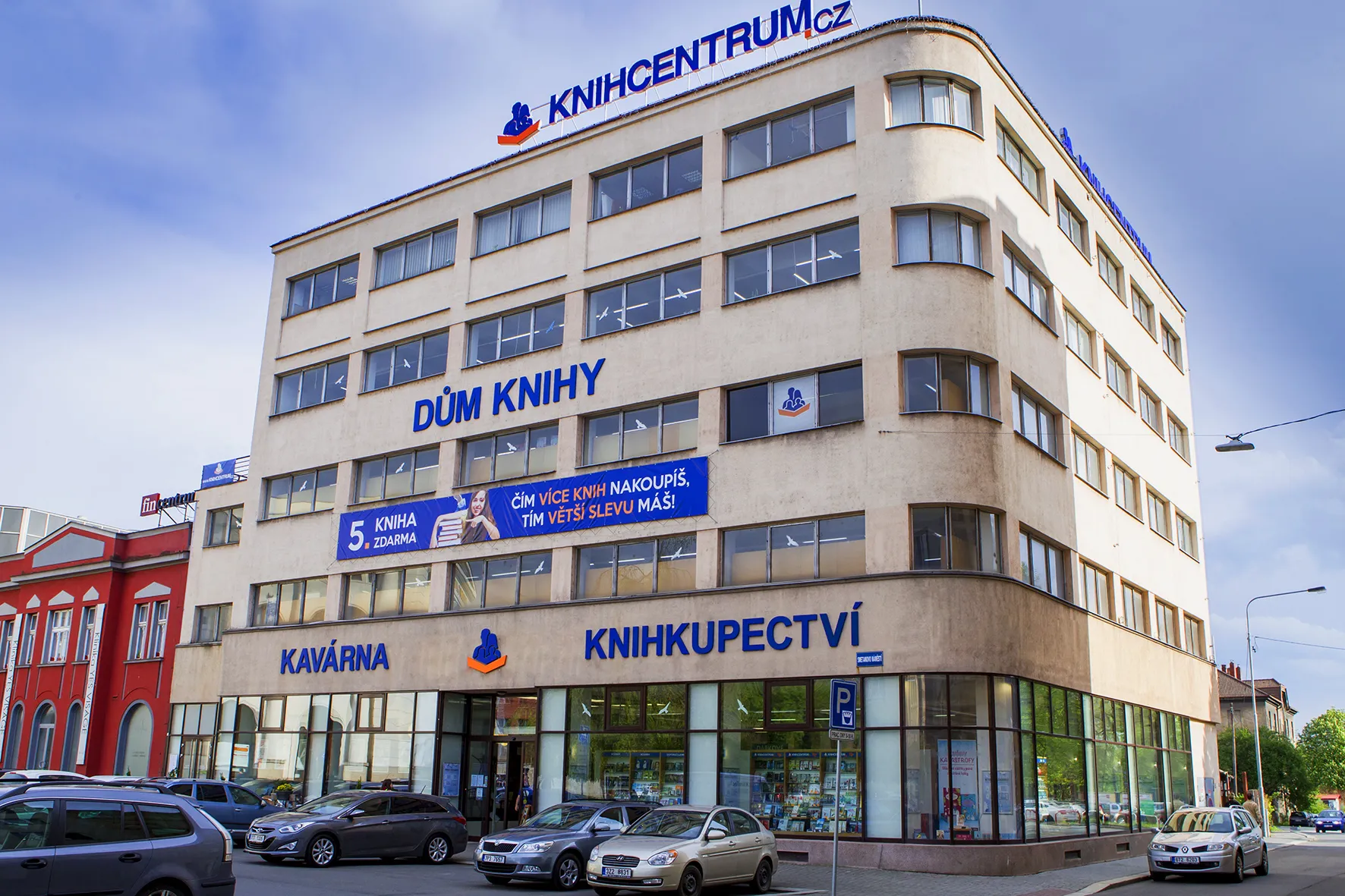 K nákupu rozdáváme knihu zdarma, navštivte DŮM KNIHY KNIHCENTRUM.cz!