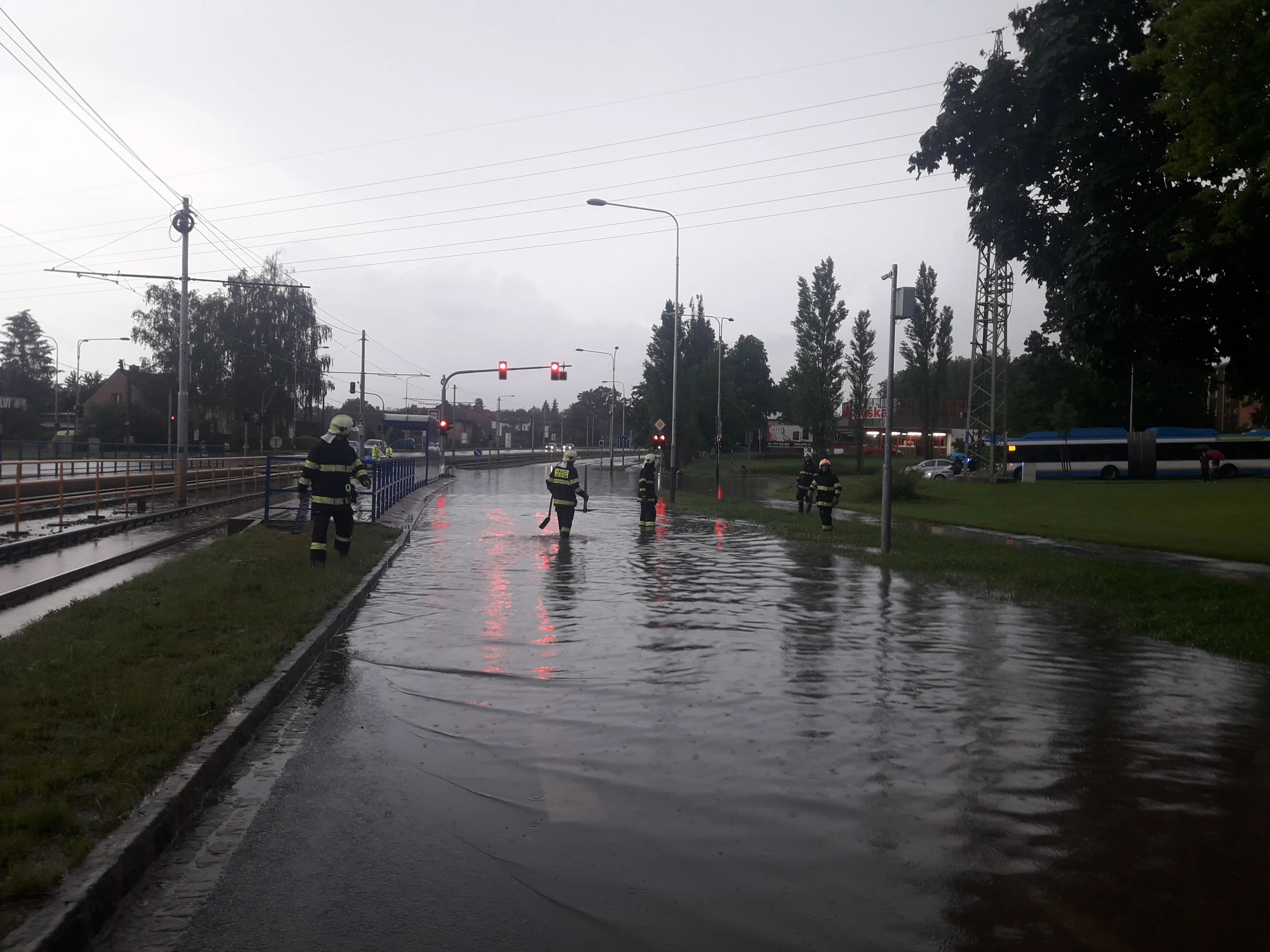 150 výjezdů hasičů kvůli dešti hlavně v okrese Ostrava-město