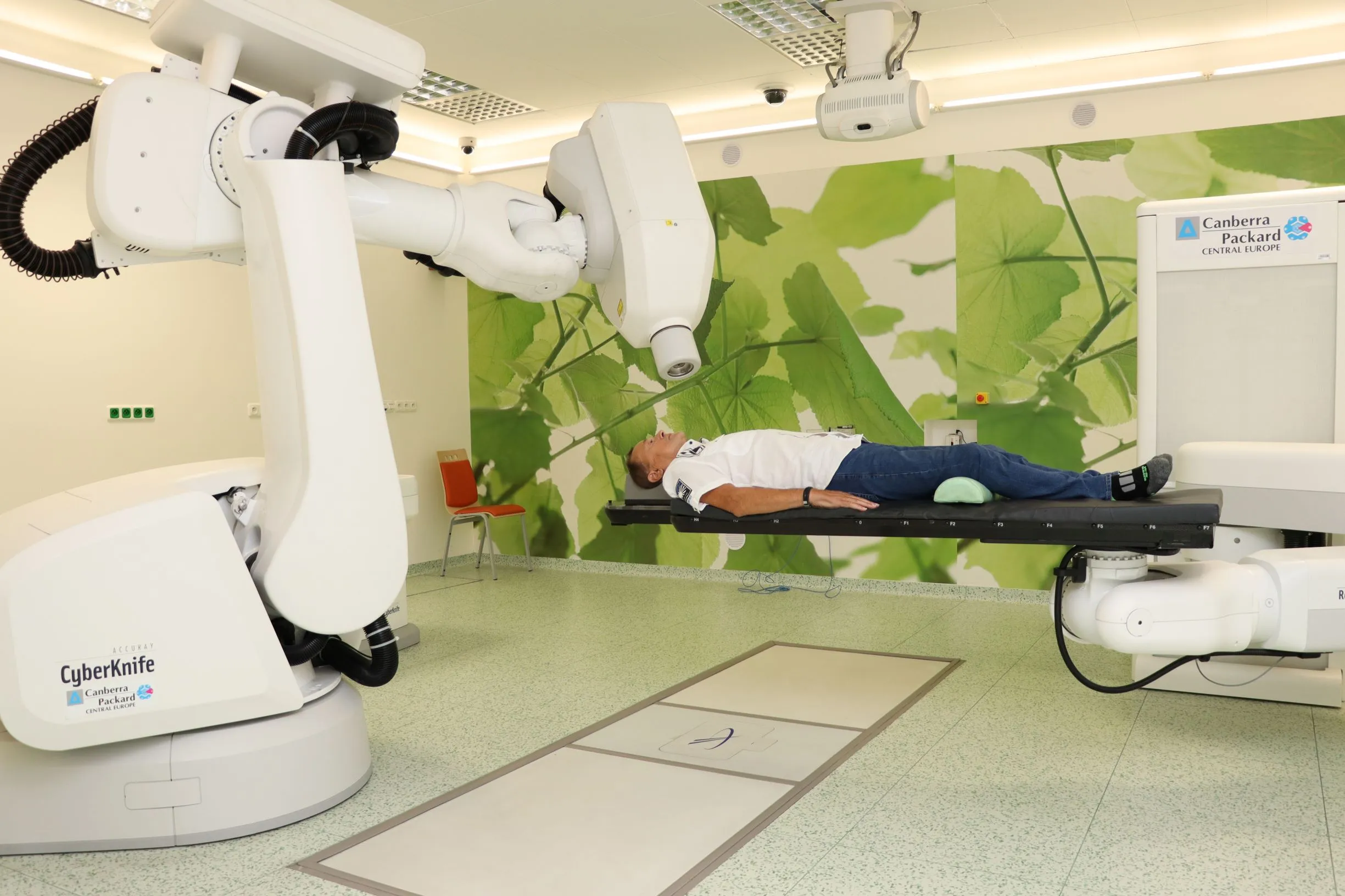 Nejpřesnější ozařovač na světě CyberKnife slouží ve FN Ostrava už 10 let