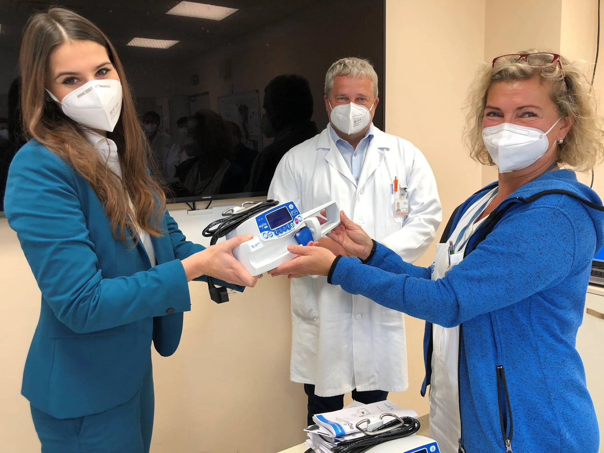 Nadační fond Petra Zoubka předal Klinice hematoonkologie infuzní pumpy