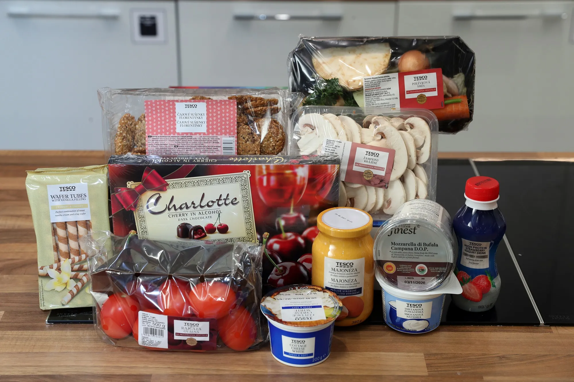 Společnost Tesco odstranila 454 tun těžko recyklovatelných plastů z obalů vlastních výrobků