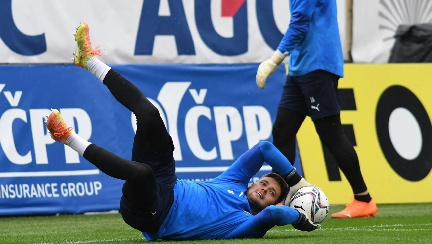 Viktor Budinský léčí kotník