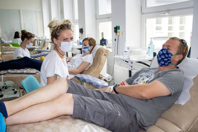 Krevní centrum FN Ostrava vyzývá všechny zdravé dárce krve – přijďte co nejdříve k odběru!