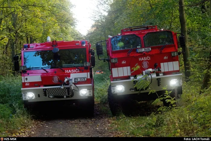 Požár v průmyslovém areálu v Ostravě-Kunčicích, hasiči uchránili halu