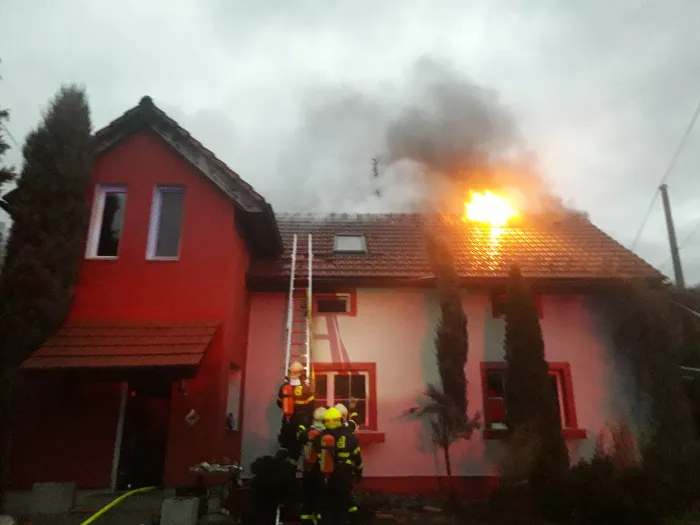 Požár domku v Ostravě-Proskovicích s téměř milionovou škodou