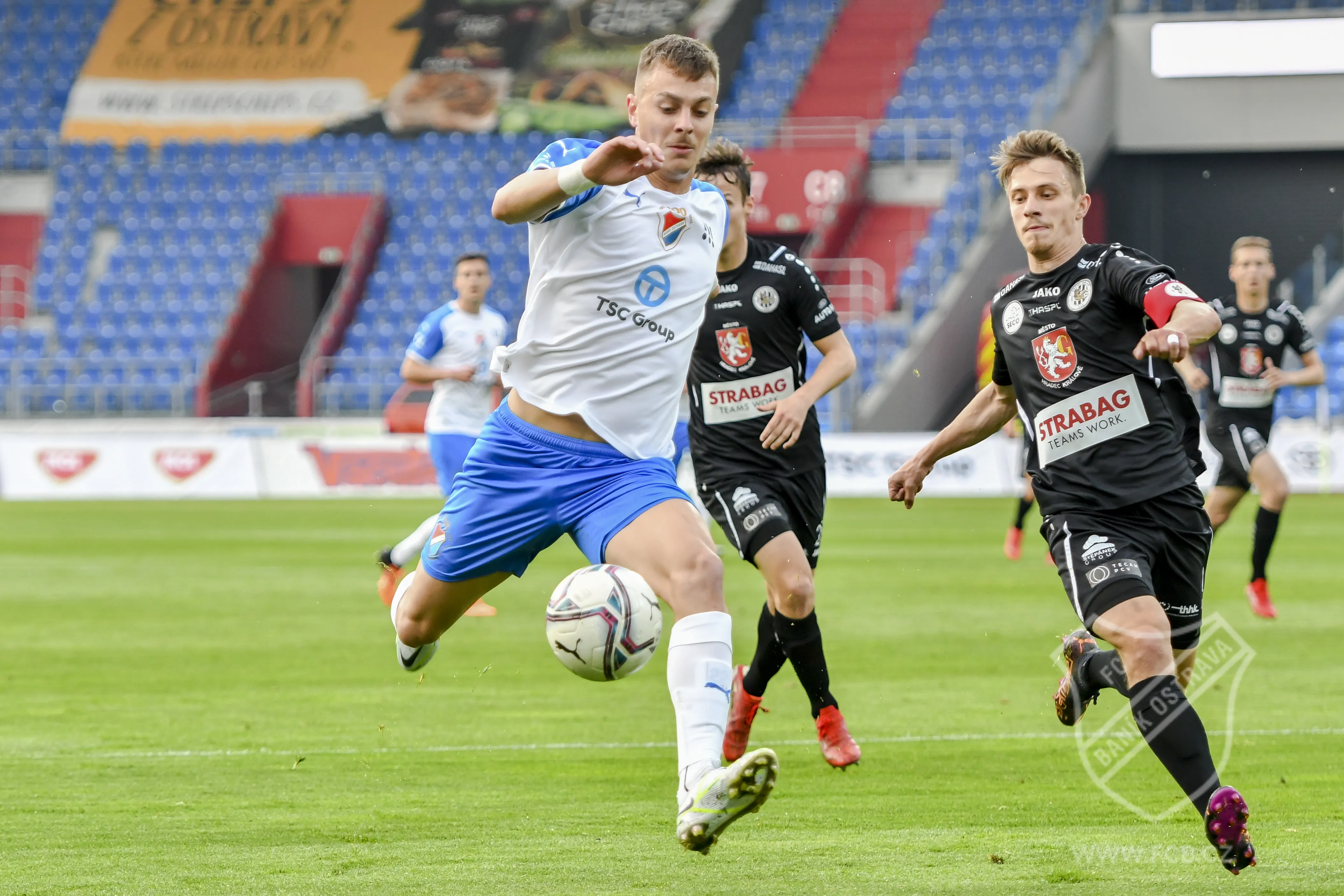 Góly značky ”Laco”: Baník- Hradec 3:1