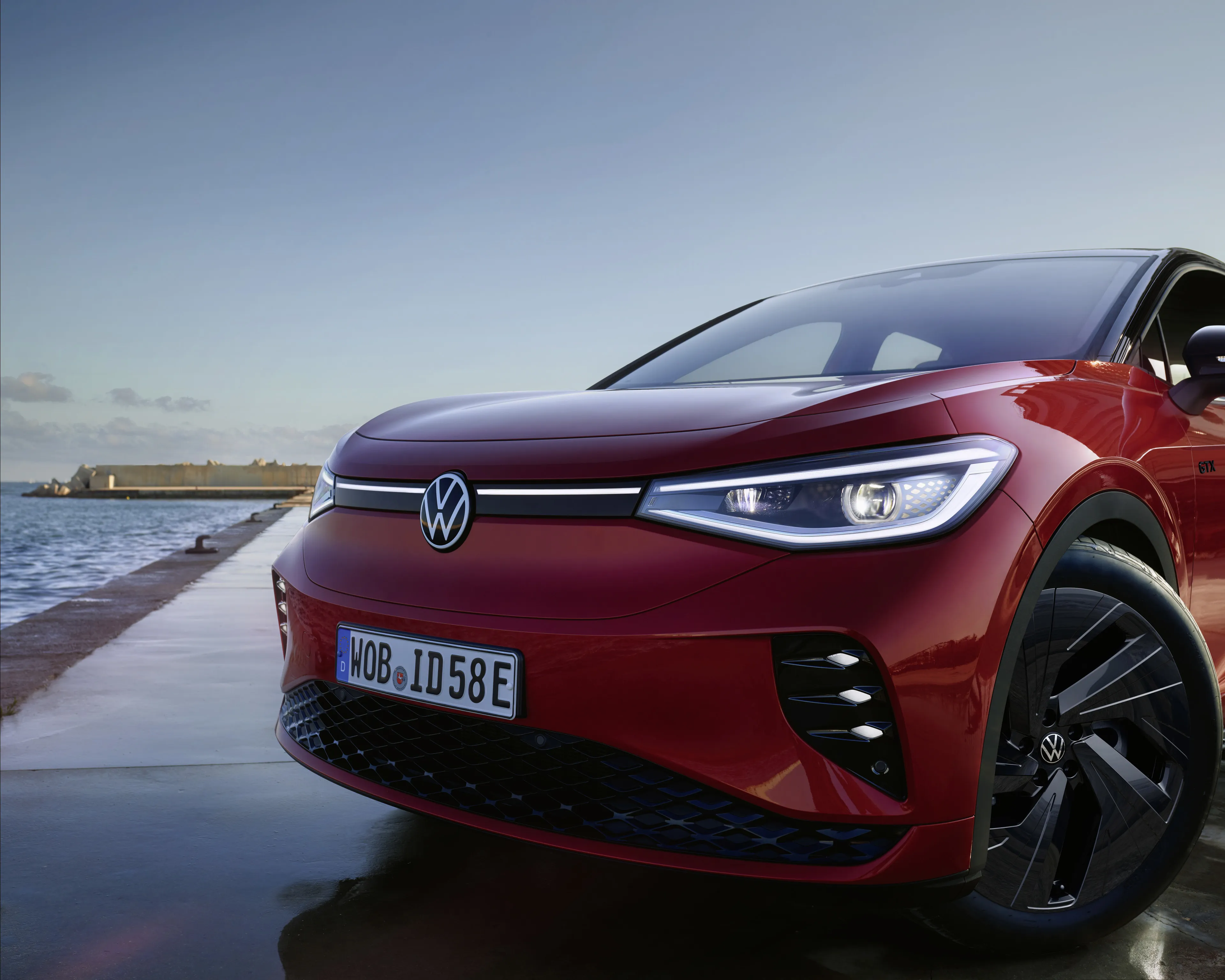 Nové modely GTX nabízejí ještě rozsáhlejší sériovou výbavu a ušlechtilejší vzhled