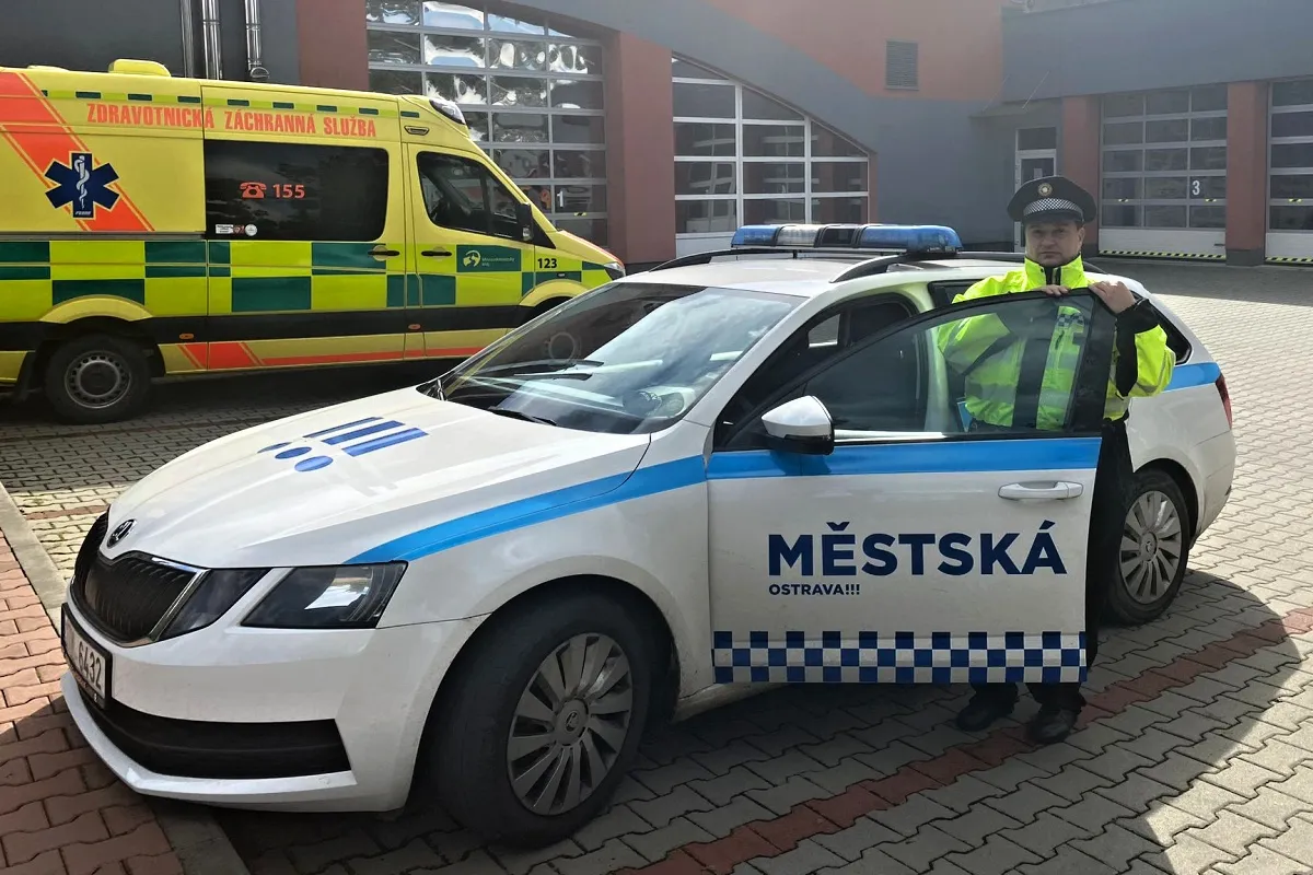 Senior ležel bez pomoci tři dny ve vaně