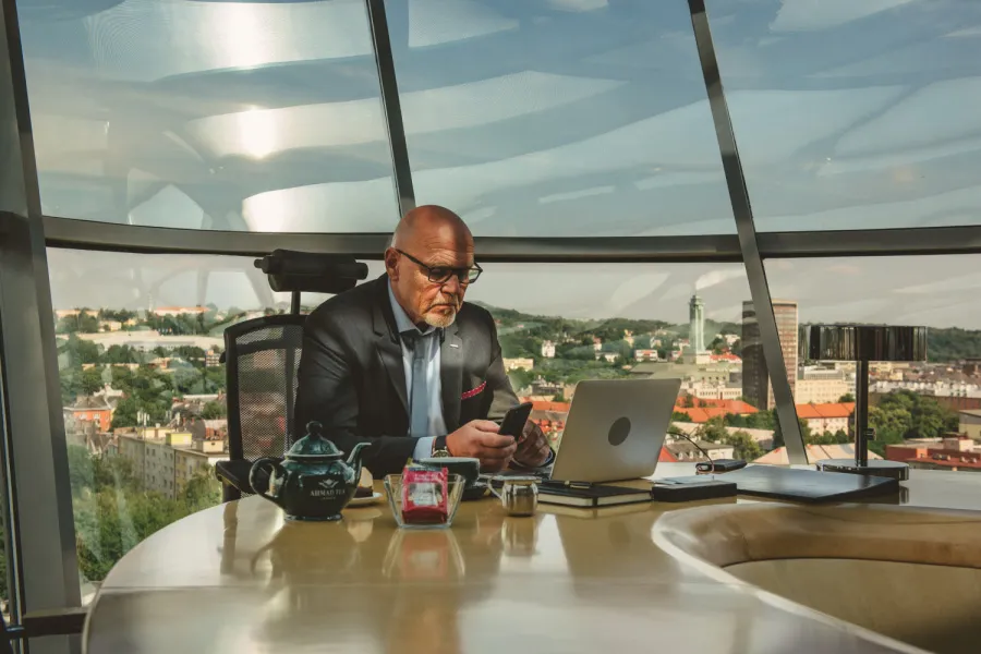 NOVÁ CELOVEČERNÍ KOMEDIE UKAZUJE  OSTRAVU JAKO MODERNÍ ZELENÉ MĚSTO
