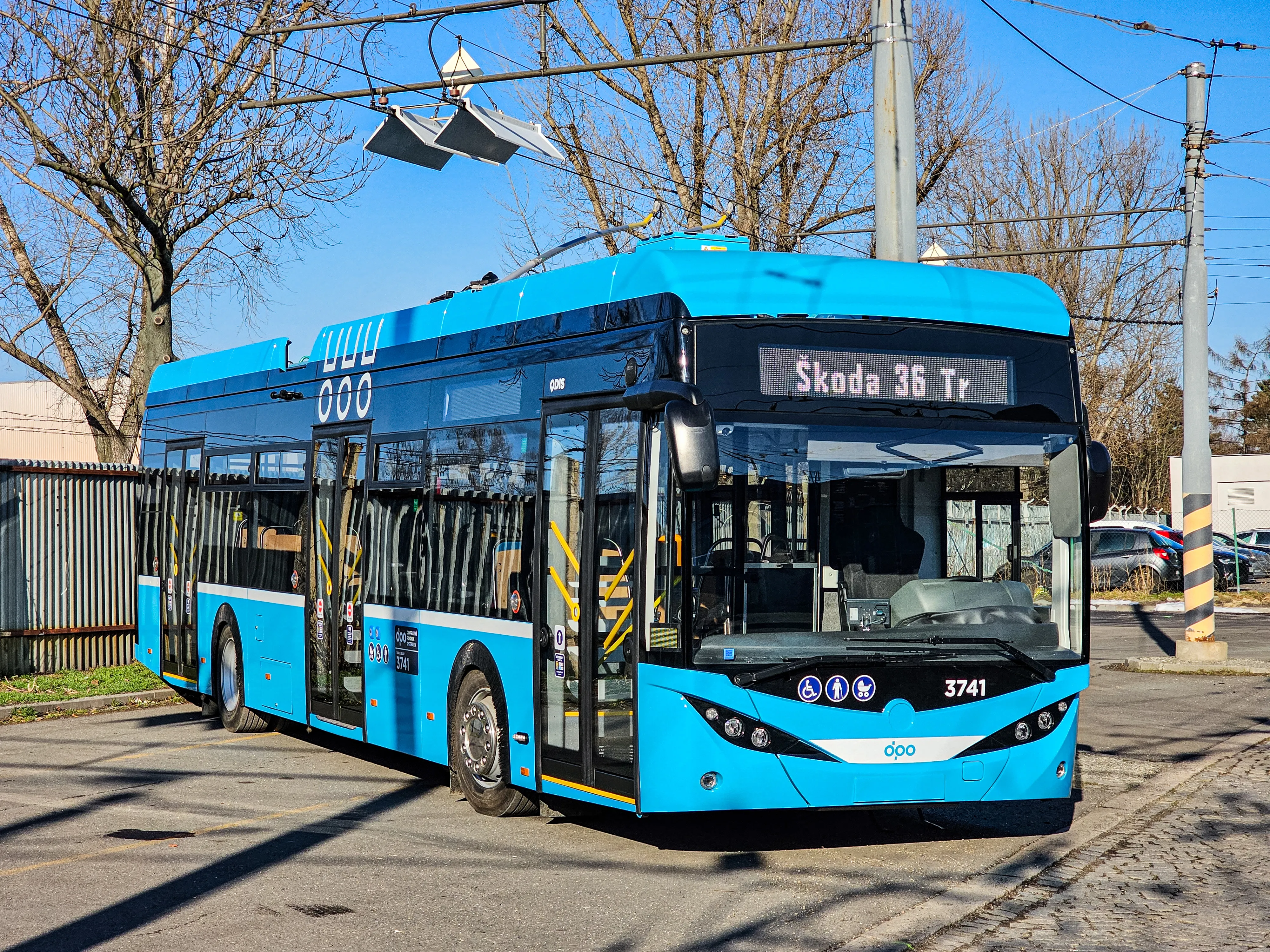 Ostravou jezdí nové trolejbusy