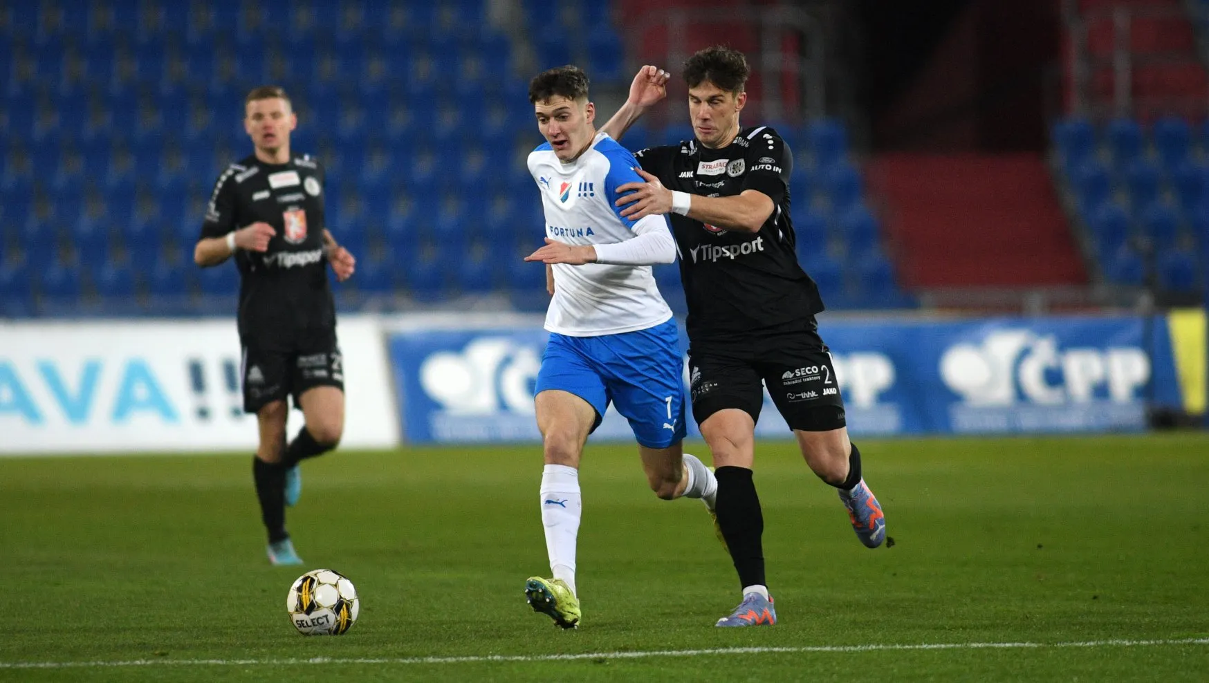 Druhá jarní domácí prohra: Baník - Hradec 0:2