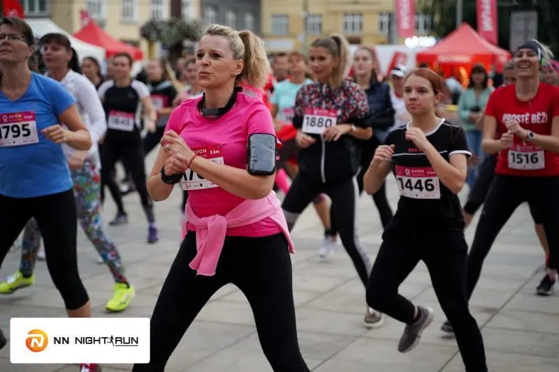 NN Night run Ostrava-město ovládnou noční běžci, nebudou chybět dětské a rodinné běhy.