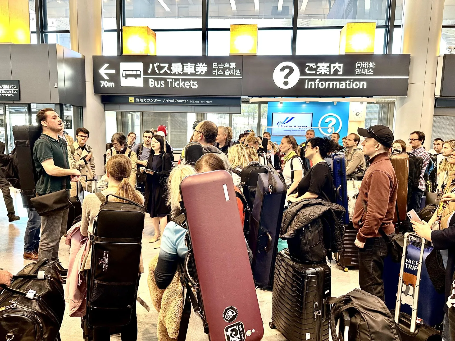 Janáčkova filharmonie Ostrava se vrátila z mimořádně úspěšného turné po Japonsku, veze úspěchy, zkušenosti i vlastní zážitek se zemětřesením