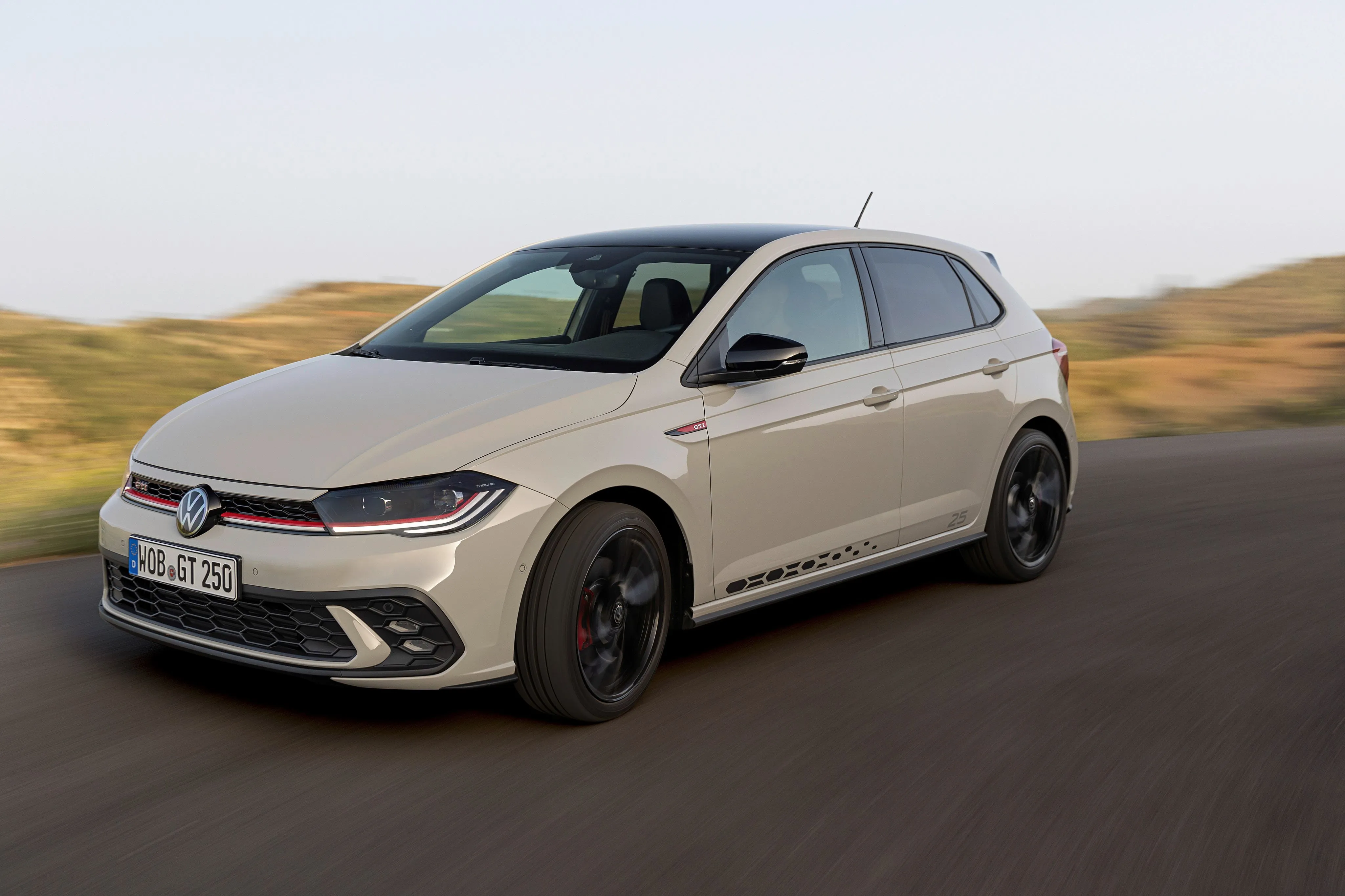 Volkswagen nabídne českým zákazníkům 101 vozů jubilejní edice Polo GTI Edition 25