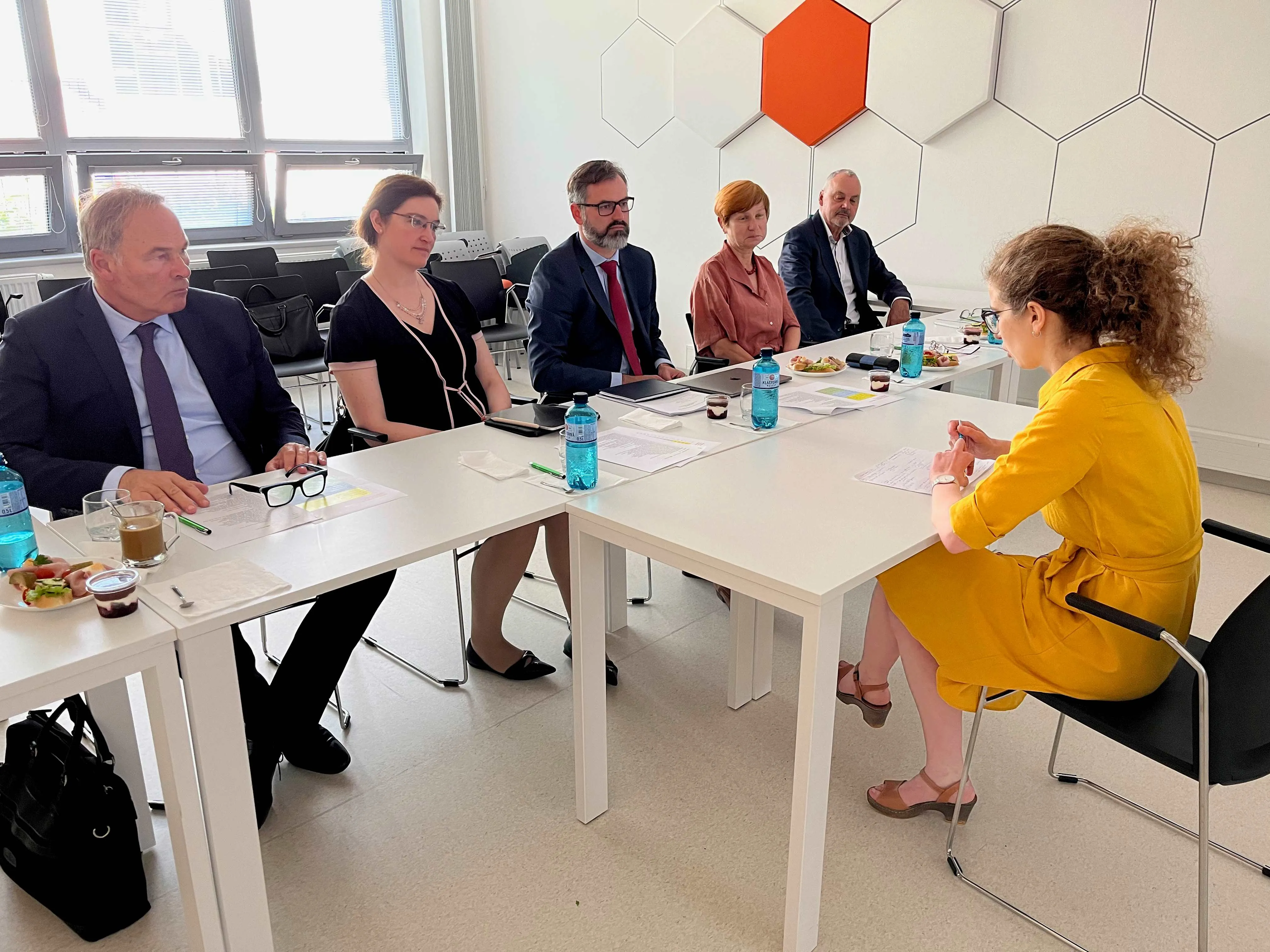 Ve FN Ostrava atestovali poprvé v historii kardiologové, oftalmologové a nefrologové