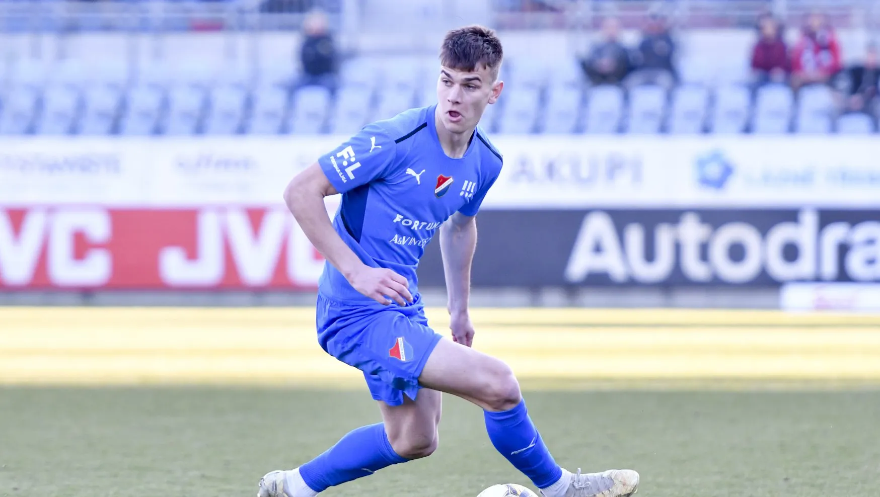 Daniel Smékal: hostování ve Skalici