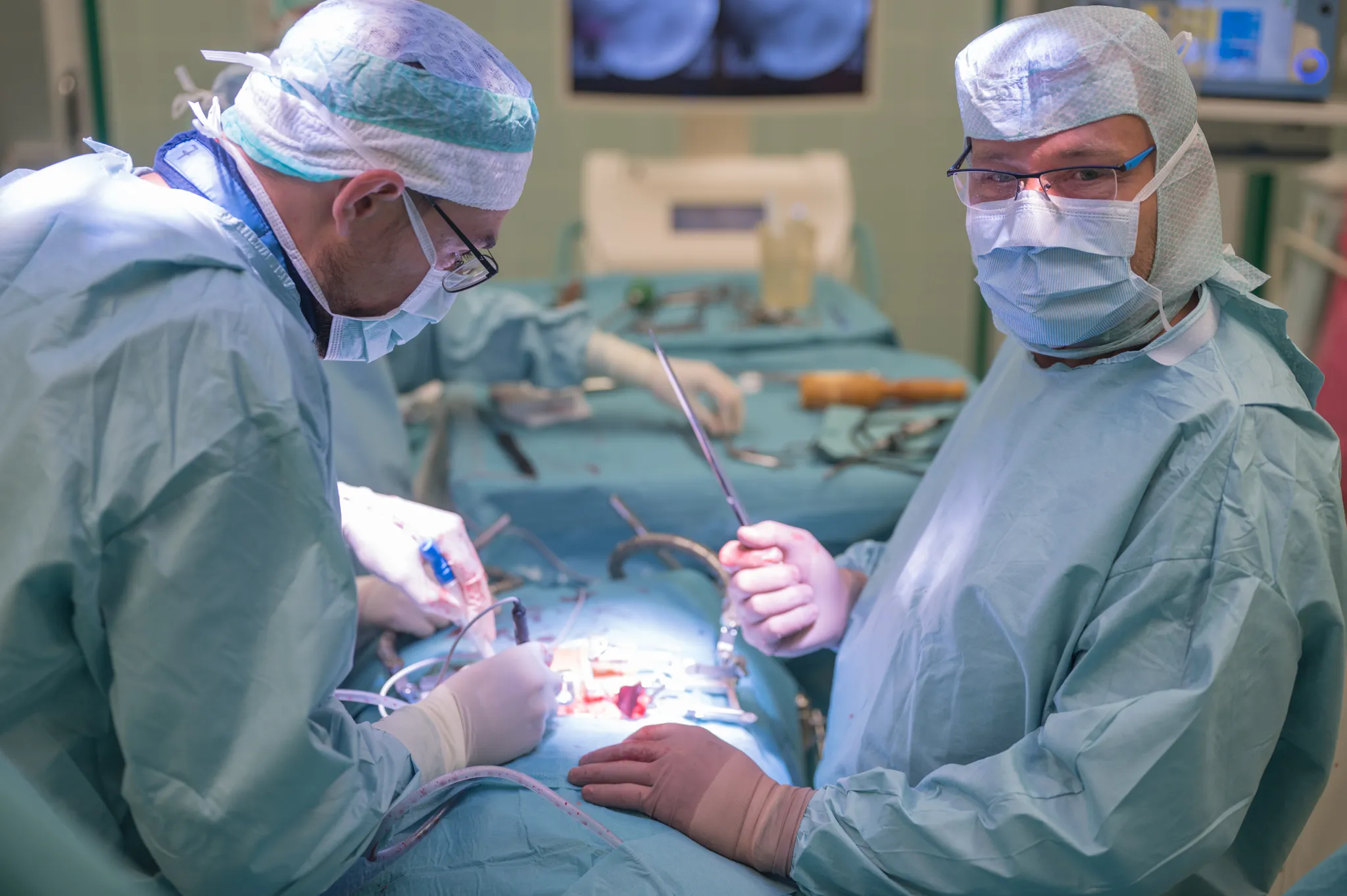 Karvinská hornická nemocnice jako jedna z mála v ČR operuje i těžké skoliózy dětí