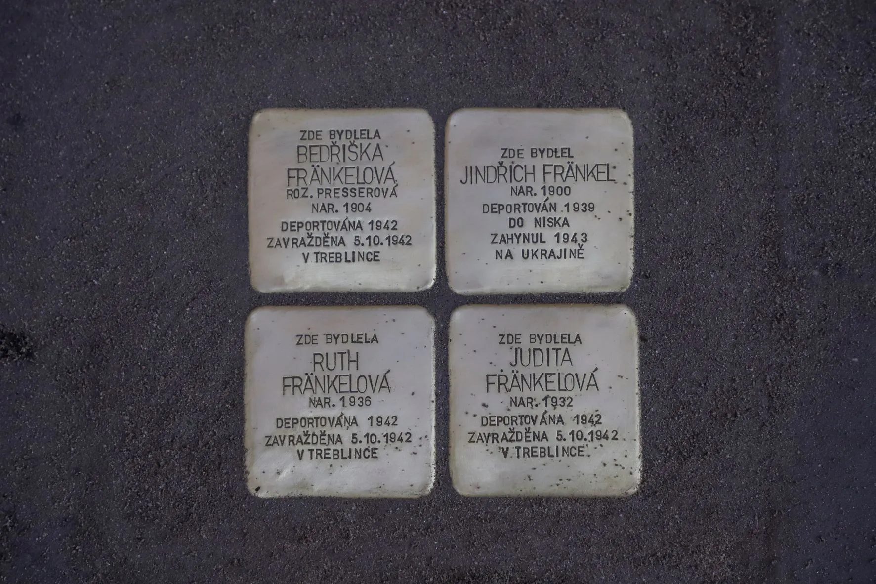 Další Stolpersteine byly instalovány v Ostravě