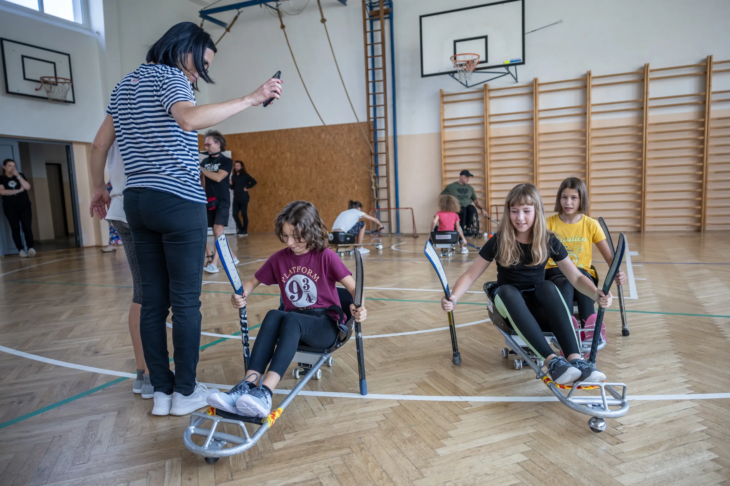 Unikátní vzdělávací program Para tour putuje opět po ostravských školách