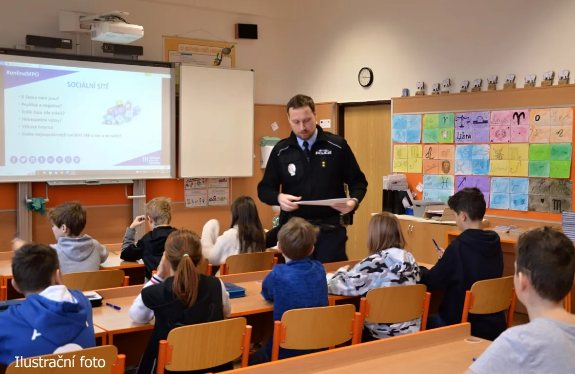 Ostravští strážníci se po prázdninách opět zaměřují na prevenci kyberkriminality