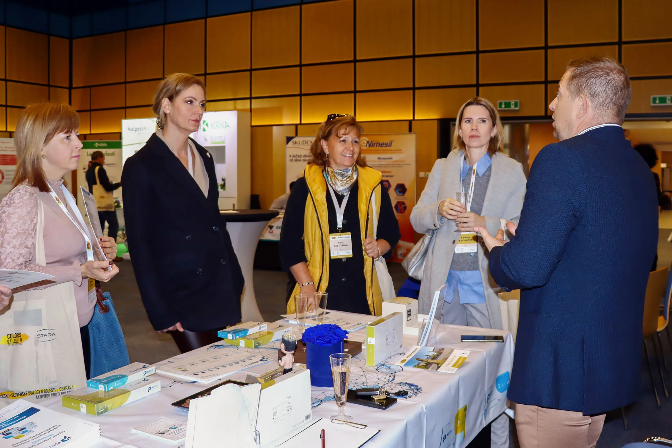 Česko-slovenské dialogy o bolesti byly zaměřeny na výzkum i netradiční formy léčby