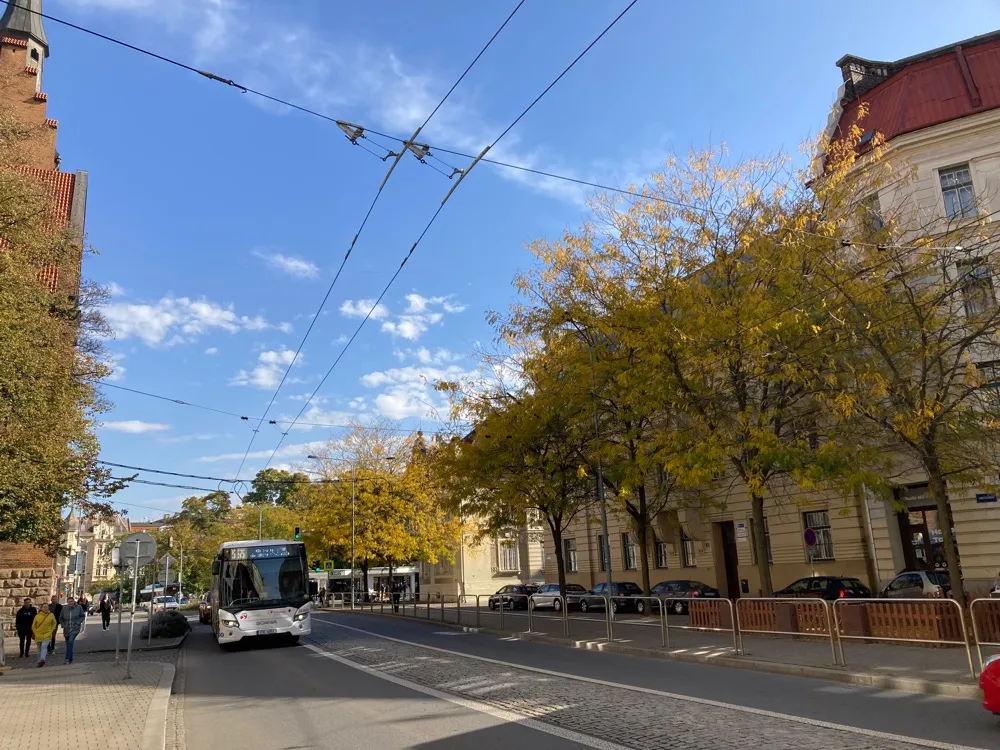V sobotu bude v Ostravě neprůjezdná ulice Českobratrská kolem Husova sadu