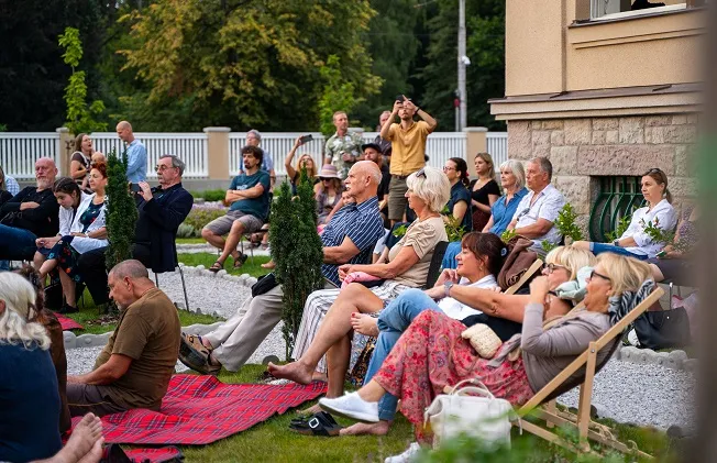 Schlaraffia Woche na Vile Grossmann. Umění, humor i tajemství v srdci Ostravy